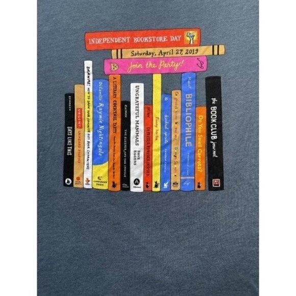 NWOT Independent Bookstore Day 2019 Short Sleeve T Shirt Adult Size S Gray/Green - Picture 2 of 5